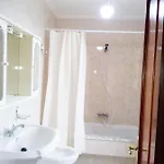 House Nyaraló *